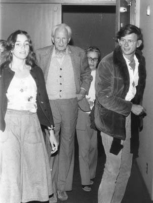 Jak imperializm finansuje „bezpieczną lewicę”: Zachodni Marksizm i demokratyczny socjalizm